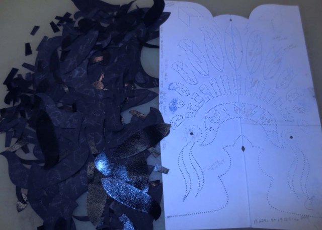 Cutting out the inlay