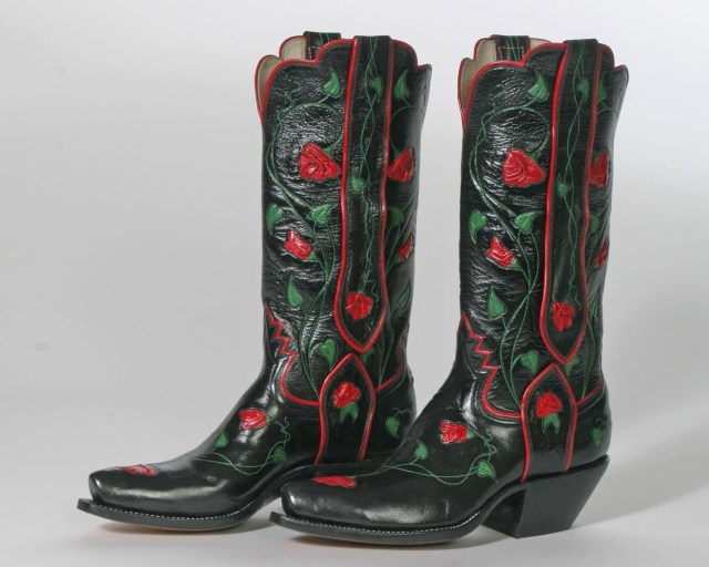 Lisa's boots 005.jpg